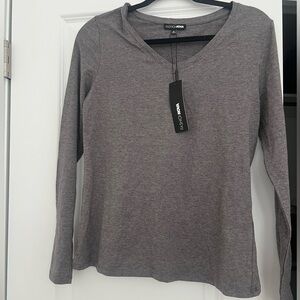 Fashion Nova Gray V-Neck Long Sleeve Top